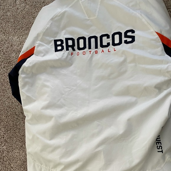 Men’s Bronco Coat - Picture 3 of 3